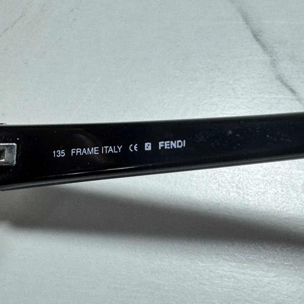 Fendi F653 Eyeglass Frames Silver Black Oval Rectangular Italy 50-16-135 028